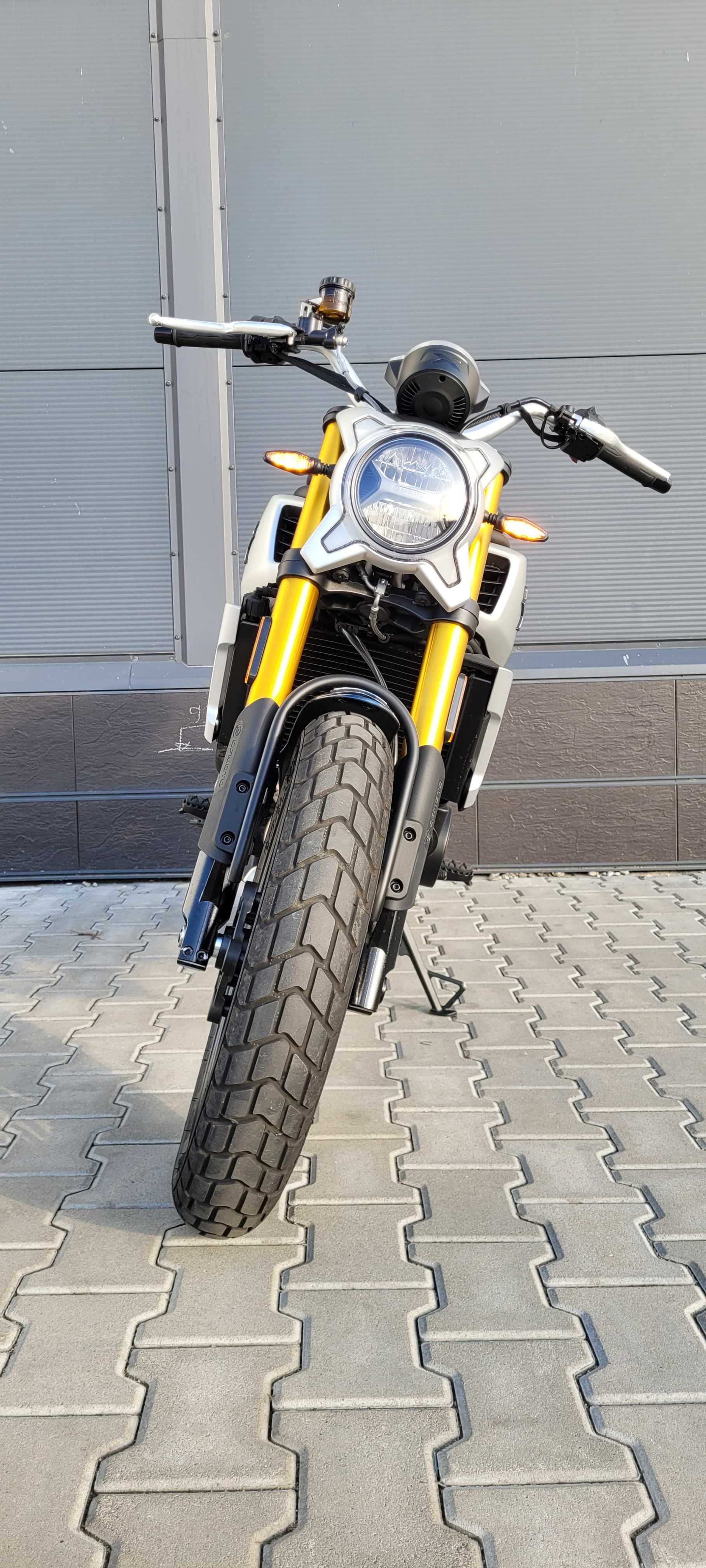 Розпродаж Мотоцикл CF MOTO CLX700-Heritage в Наявності