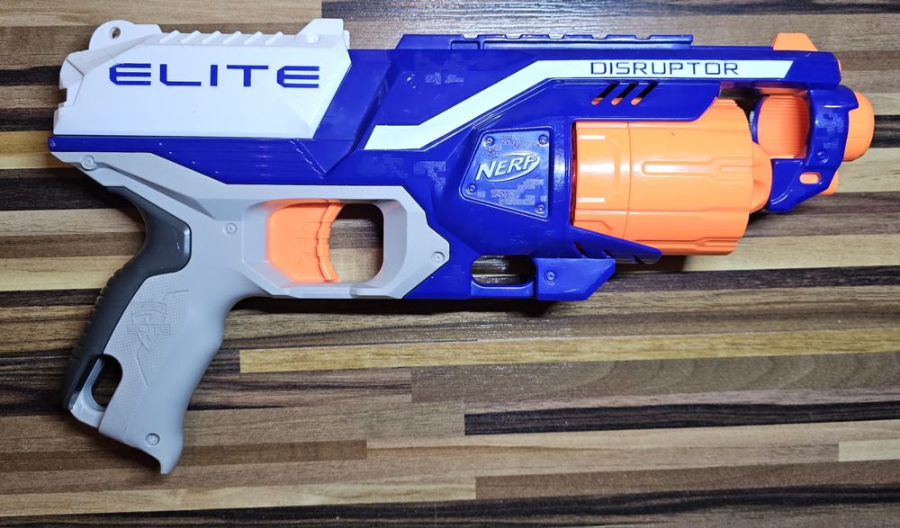 Używany zestaw 7 pistoletów Nerf