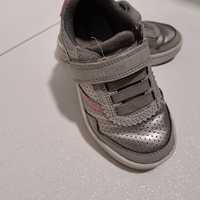 Obuwie sneakersy Geox r.24 srebrne