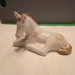 Figurka porcelanowa źrebak