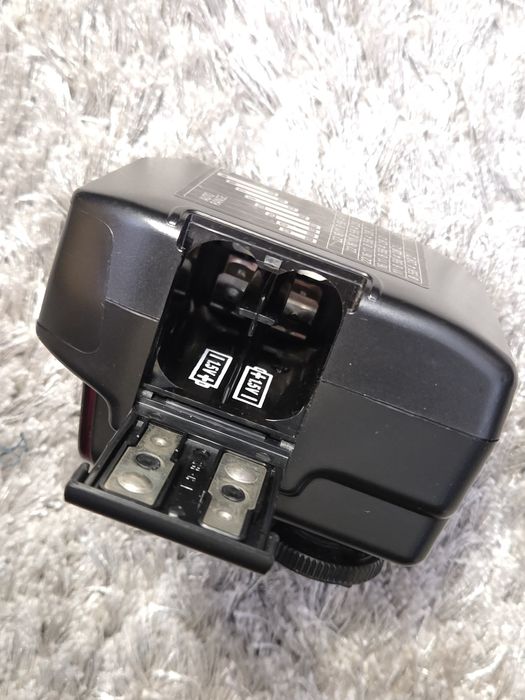 Flash Nikon Speedlight SB-23