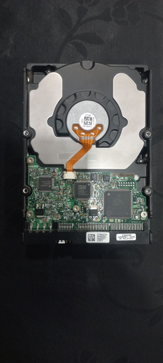 Disco rígido 120GB 3.5 Hitachi
