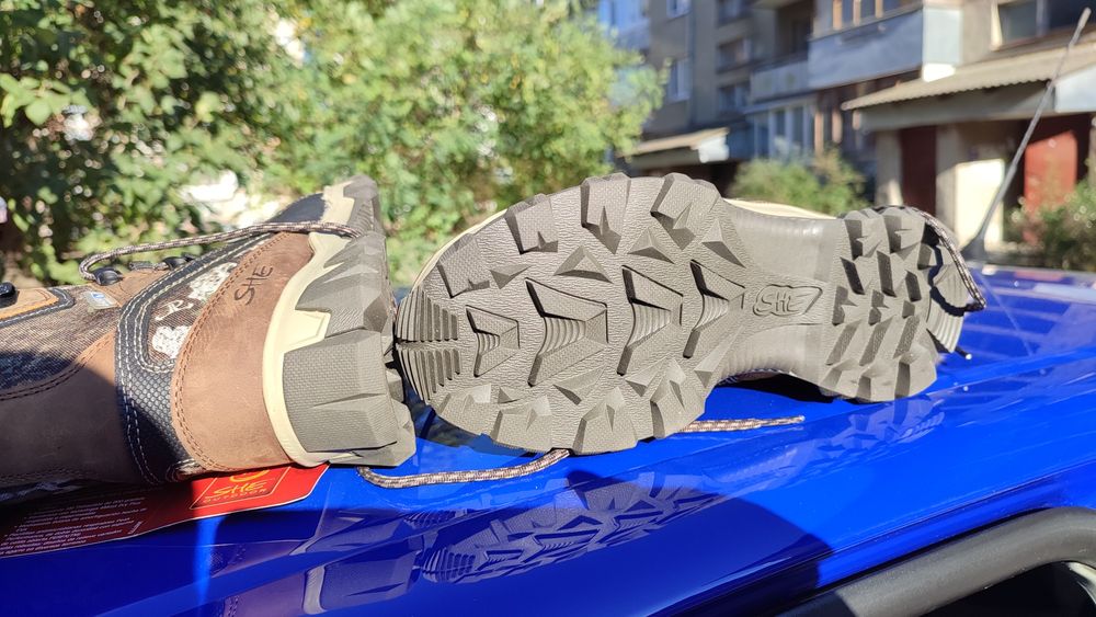 Берці She Outdoor. 36й розмір. Нові