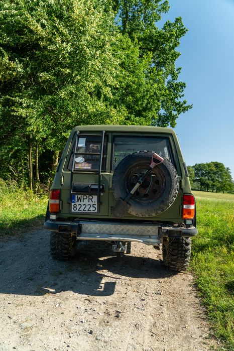 Nissan Patrol Y60