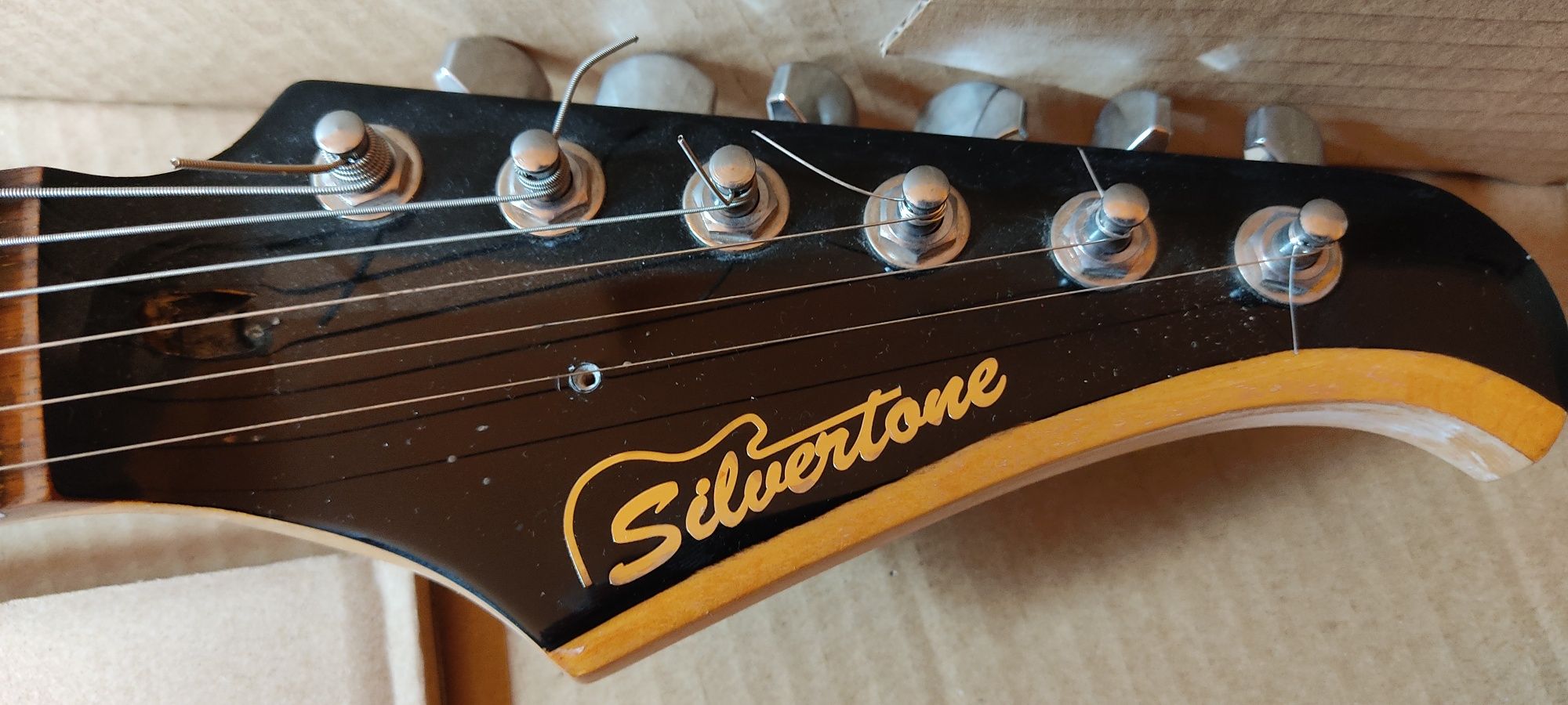 Gitara Silverstone stratocaster