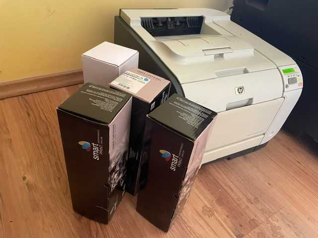 Drukarka laser KOLOR HP CP 2025 sieć, USB, duplex + kpl nowych tonerów