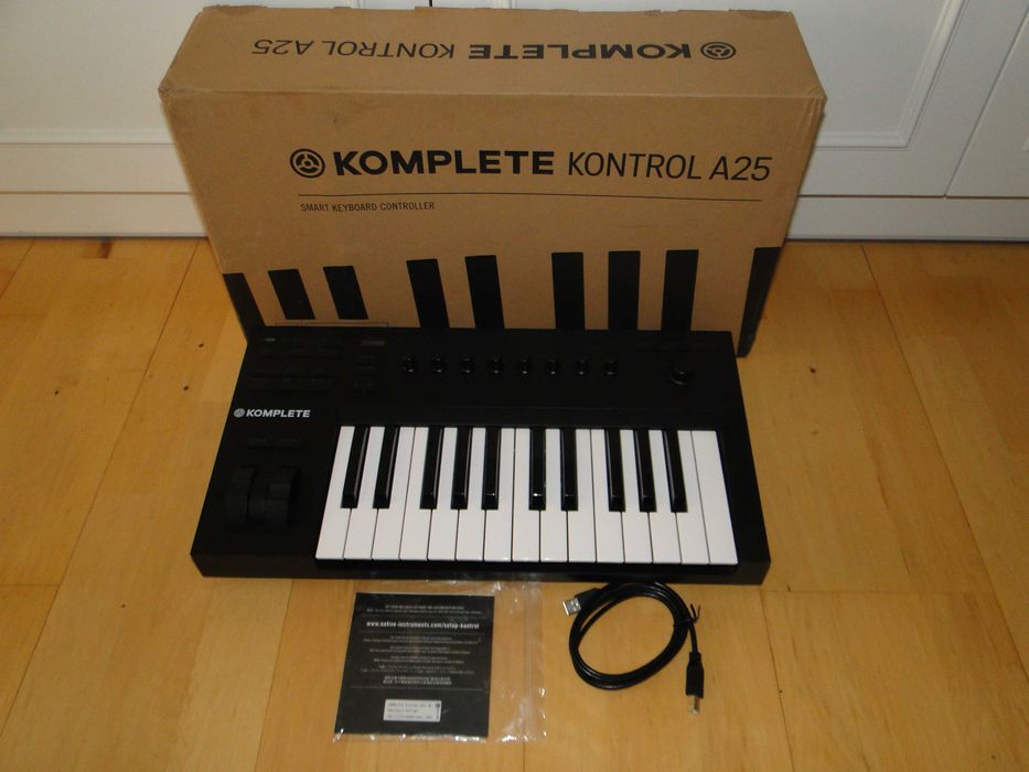 Klawiatura Sterująca Native Instruments Komplete Kontrol A25.Nówka