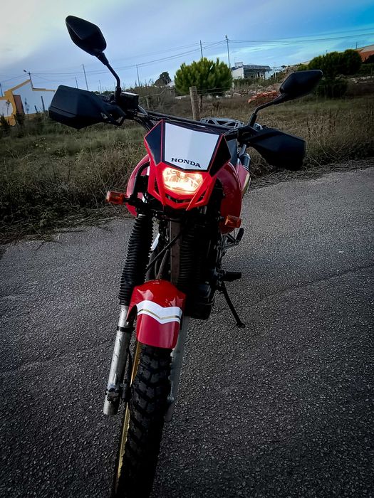 Honda NX650 Dominator 1999 - Versão Off-Road