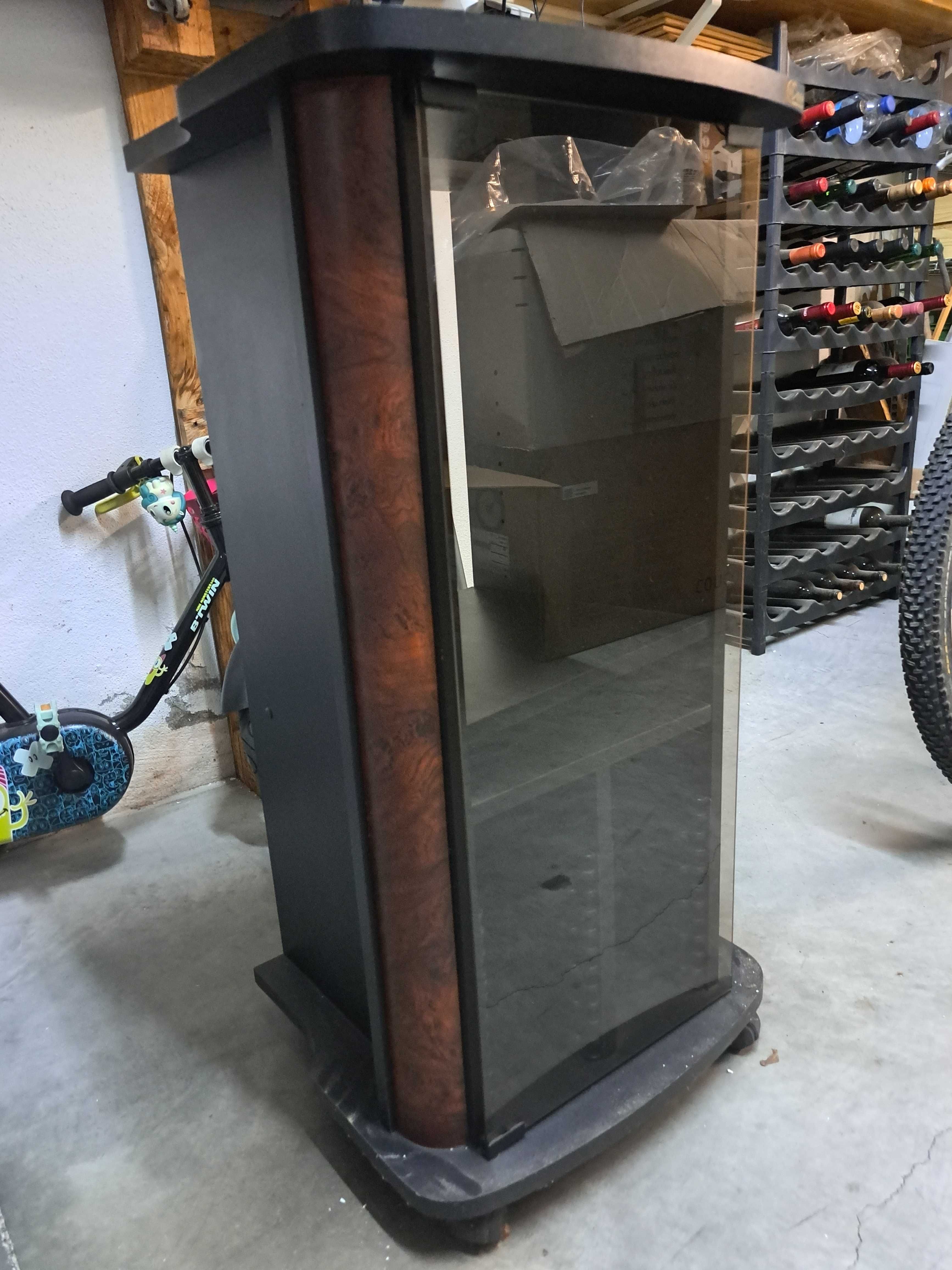 Armário aparelhagem porta vidro