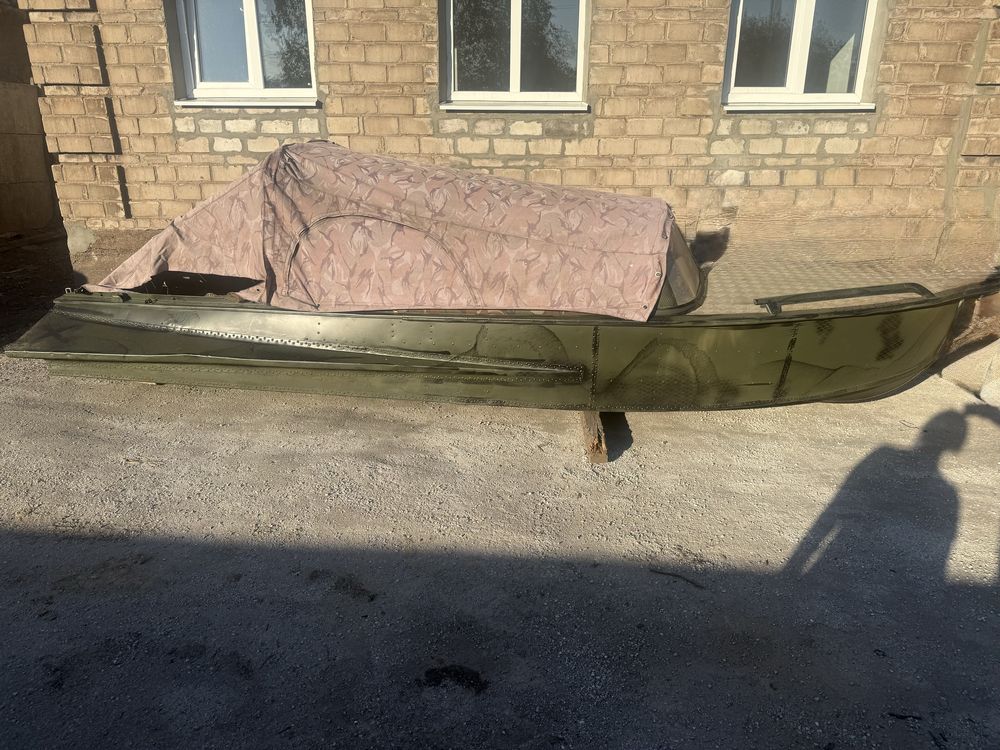 Лодка   Южанка с булями
