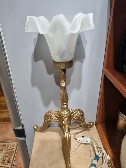 Люстра ,світильник