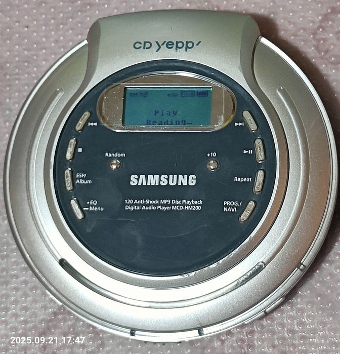 CD-плеєр Samsung YEPP MCD-HM200
