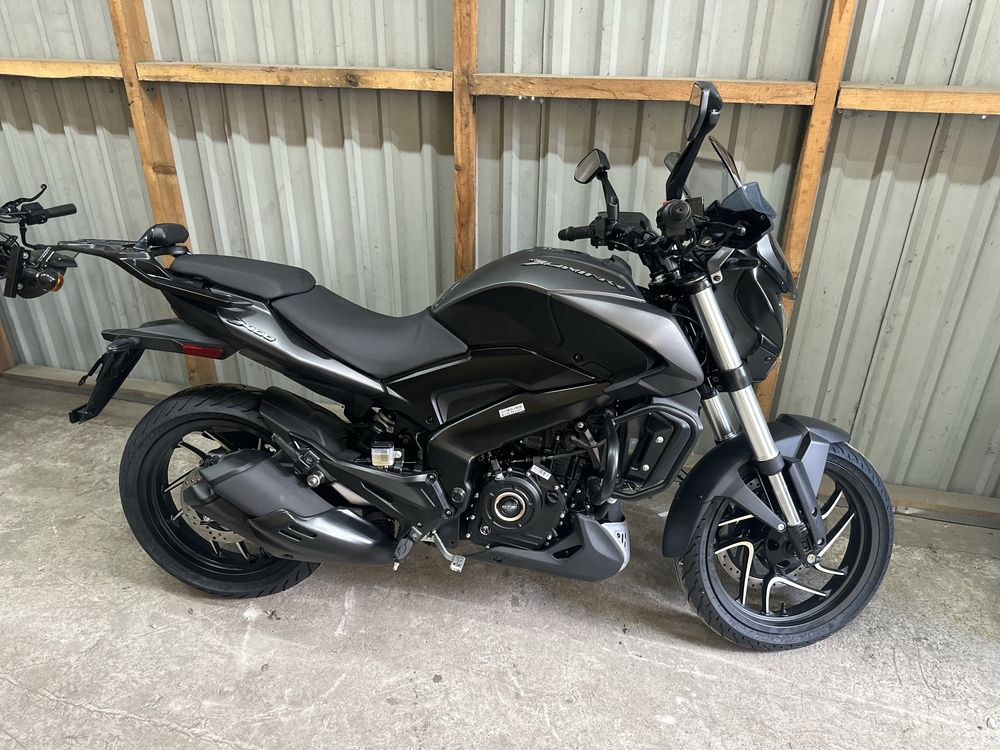 Новий Bajaj Dominar 400