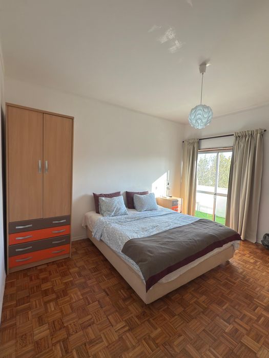 Quarto para casal ou casal com filho com varanda