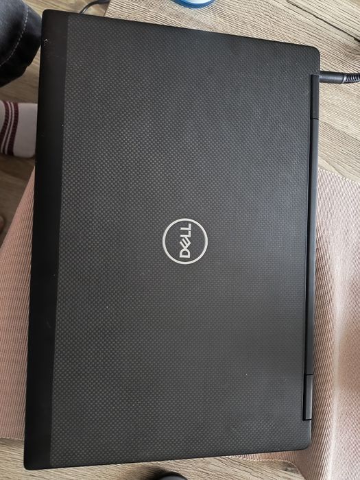 Dell Precision 7530 i7-8850H