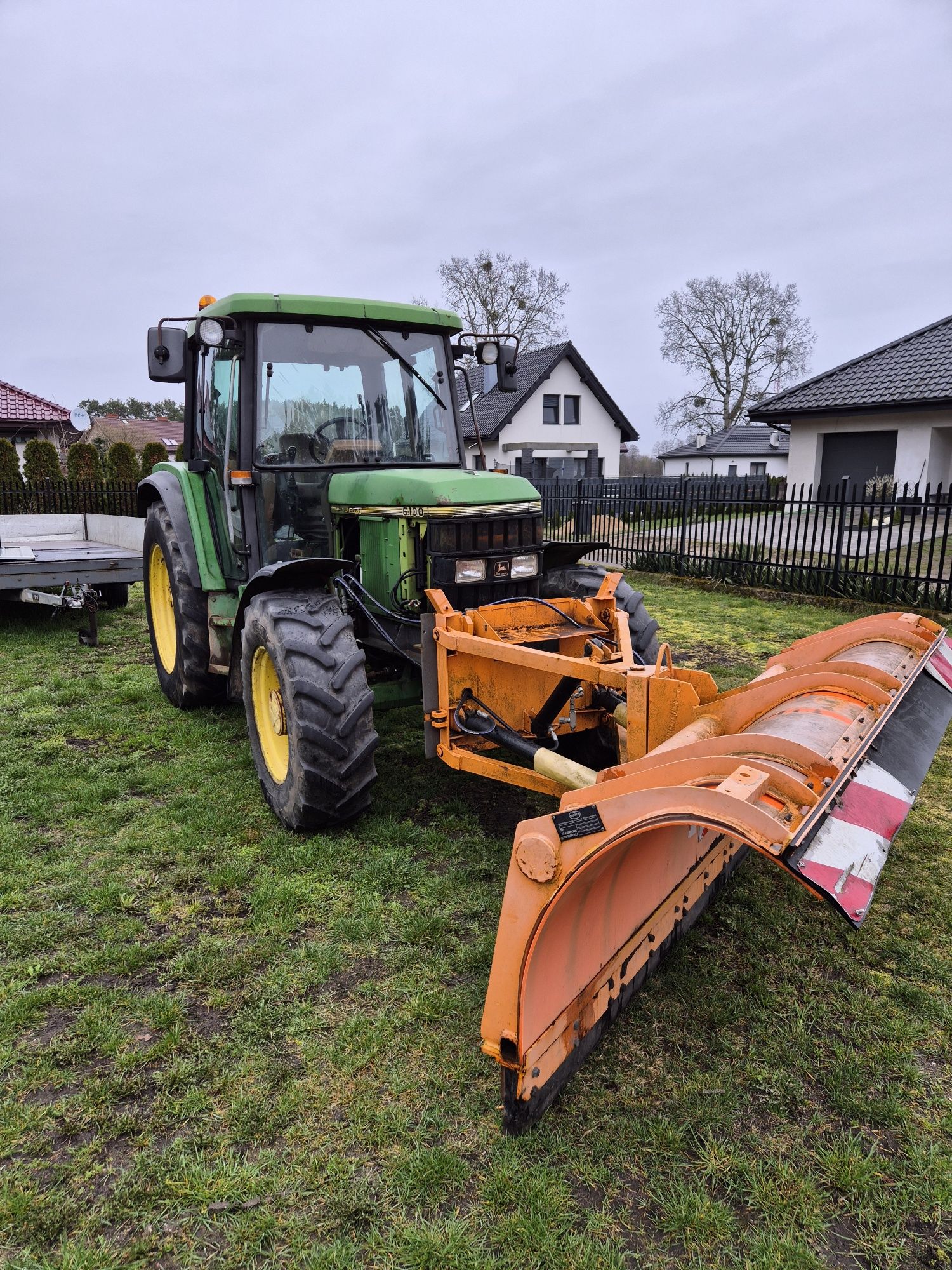 John deere 6100 gotowy do pracy