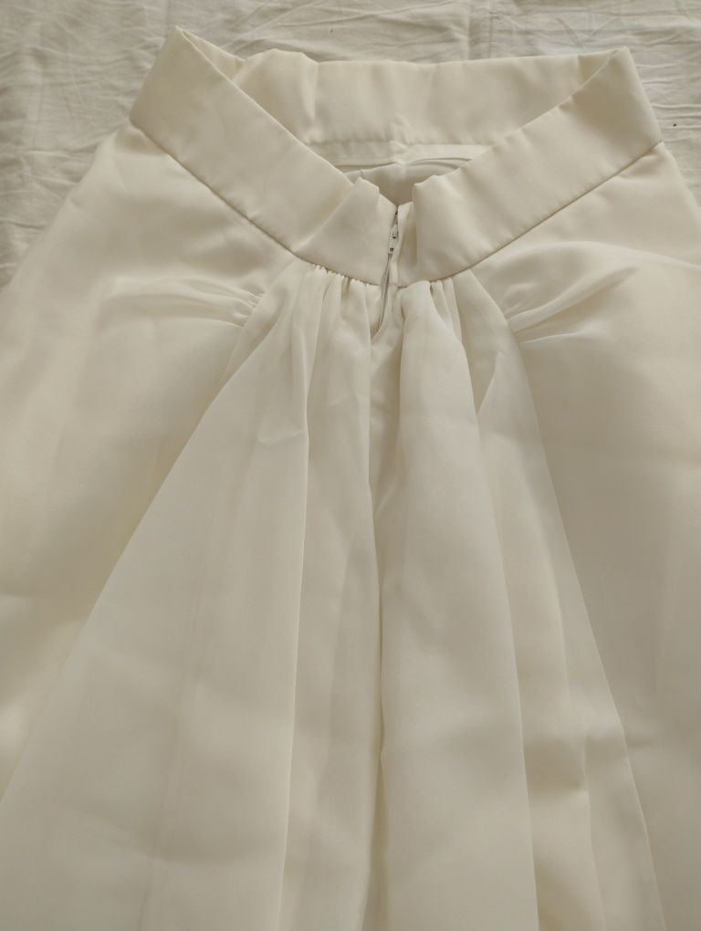Vestido de noiva em organza
