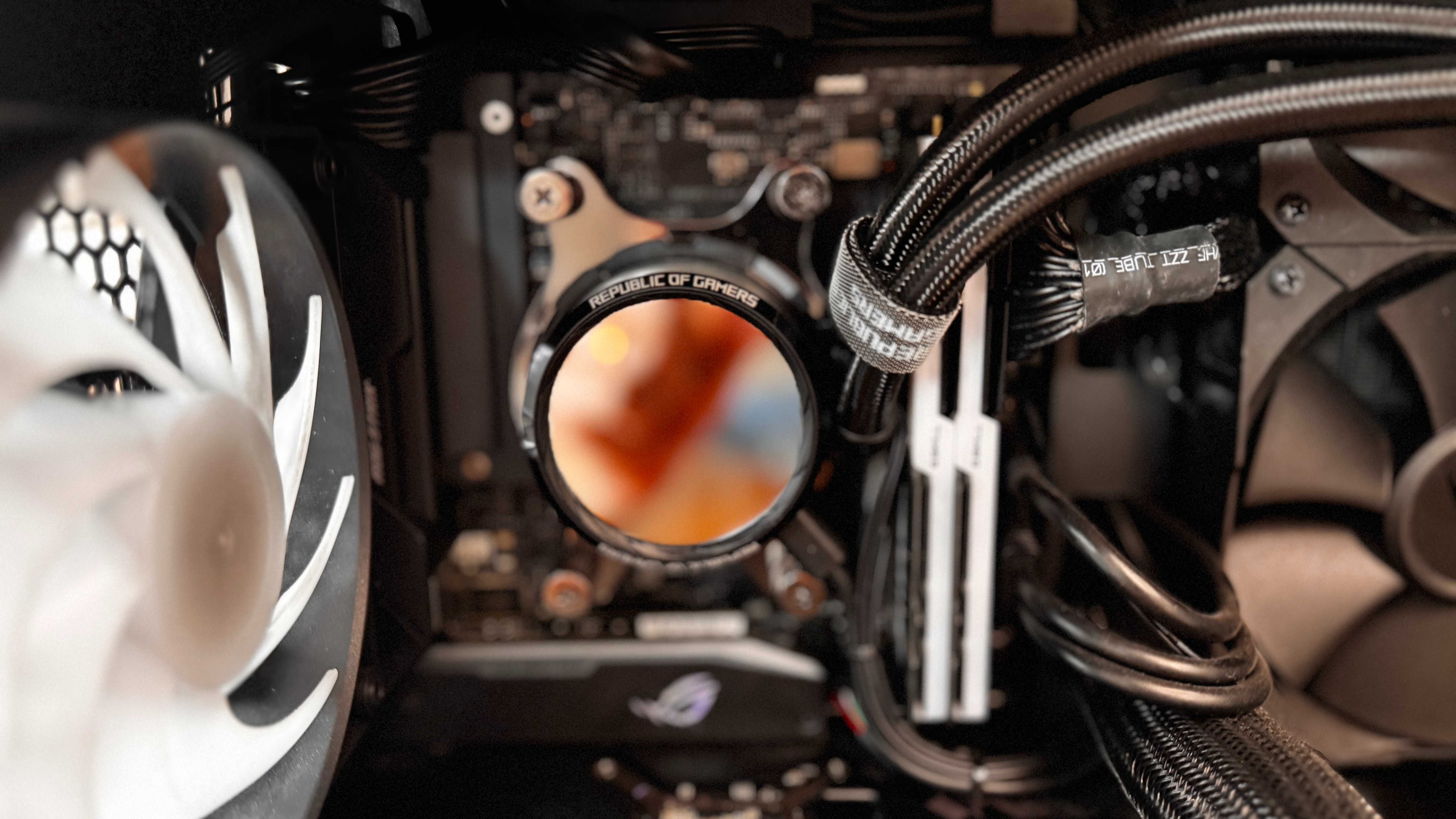 PC Gaming ROG Mini ITX