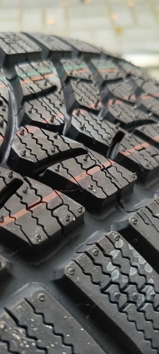 Opony zimowe nowe 215/65R16 Firestone KPL.4 SZT