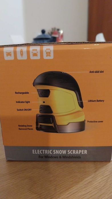 Skrobaczka automatyczna samochodowa do szyb