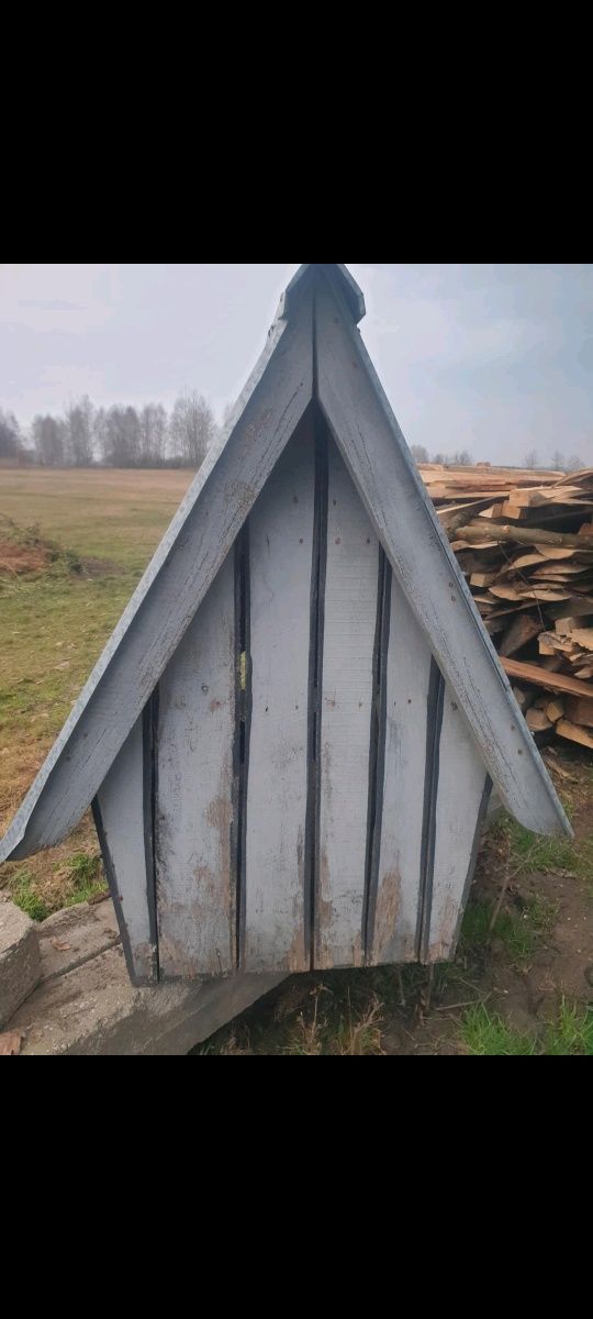 Sprzedam budę dla dużego psa