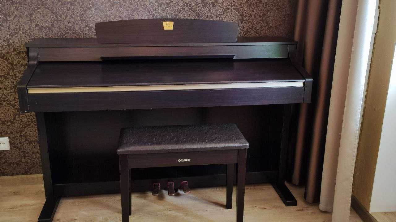 Электропианино yamaha clavinova