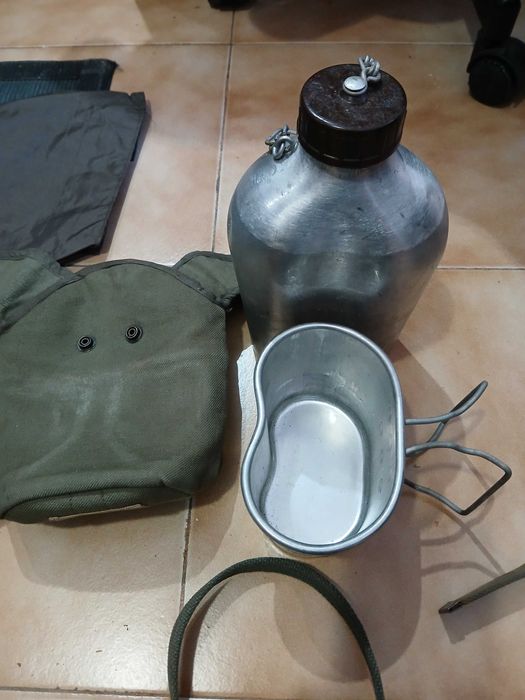 MILITAR-casaco militar de 1983 com forro duplo +cantis ultramar+