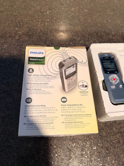 Dyktafon Philips 2050 nowy