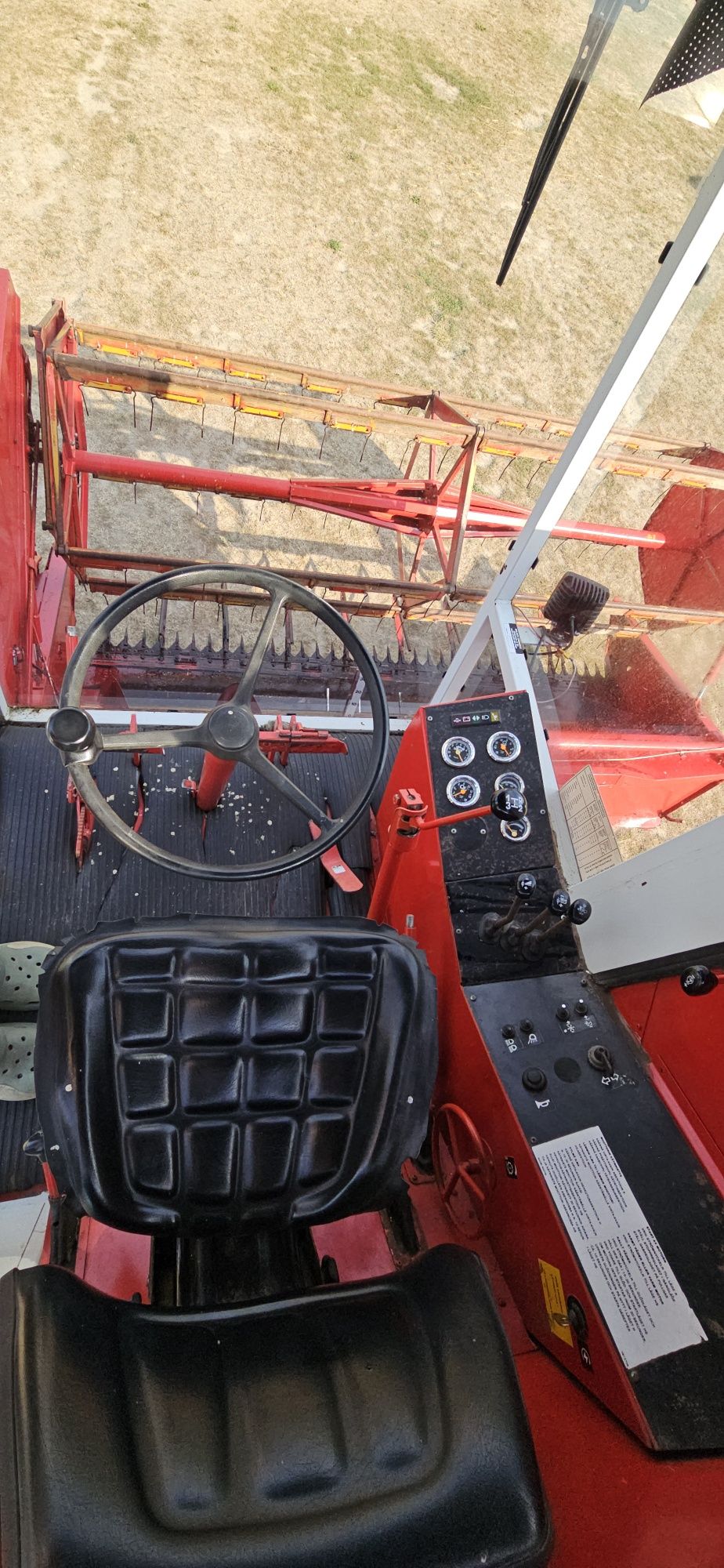 Комбайн Massey ferguson 20 з Фінляндії