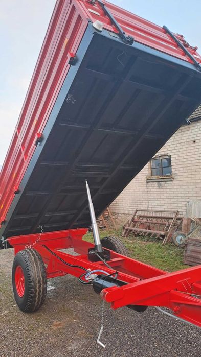 Przyczepa rolnicza wywrotka jednoosiowa wywrot 3 strony