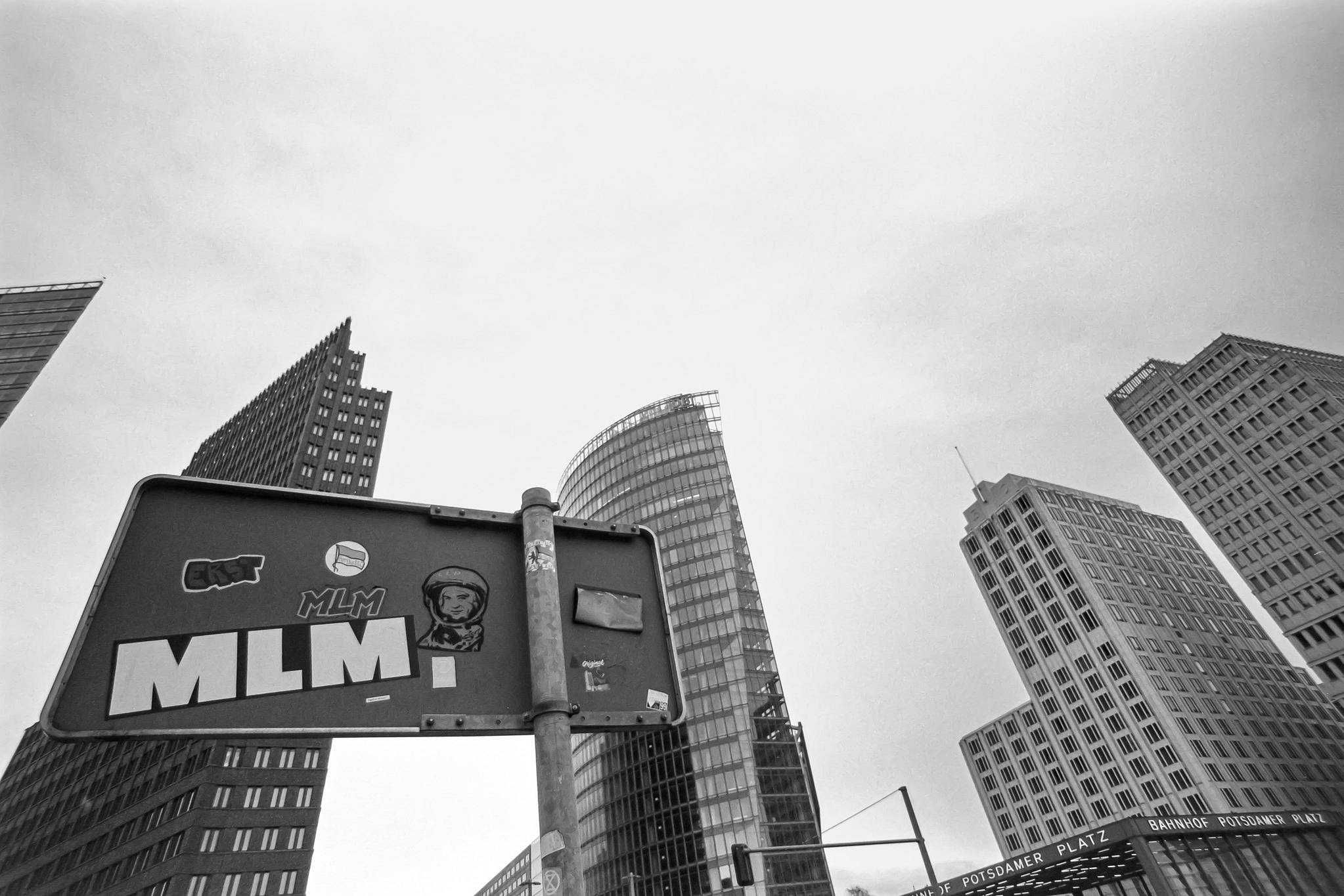 Обєктив Tamron SP 17mm f/3.5 adaptall 2