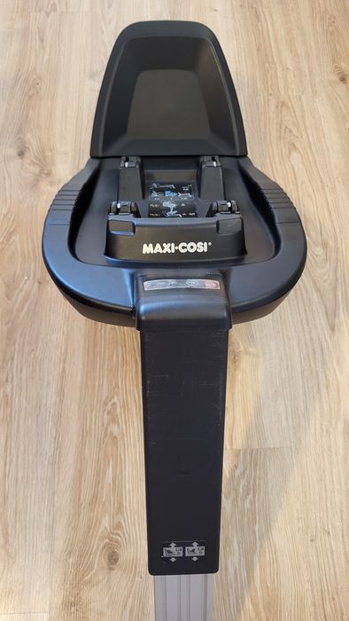 Maxi Cozi Pearl Pro-2  i Size 2 z bazą 3 wayFix