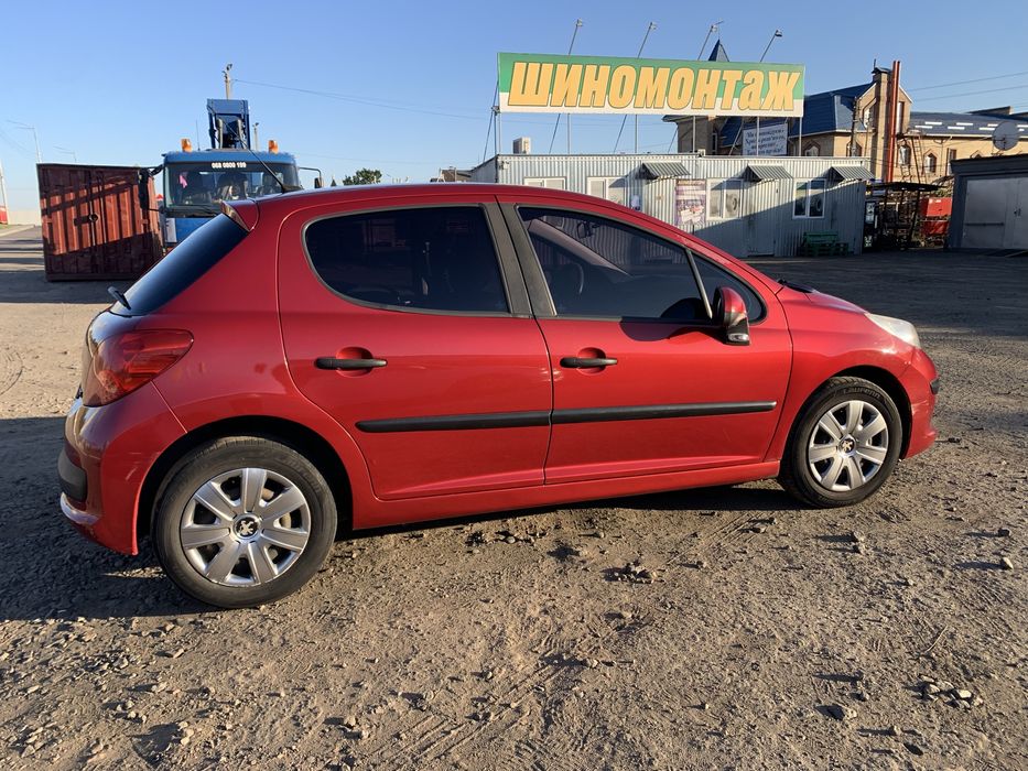Peugeot 207 2006 р 1.4 пробіг 202