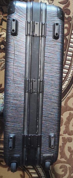 Чемодан обыкновенный