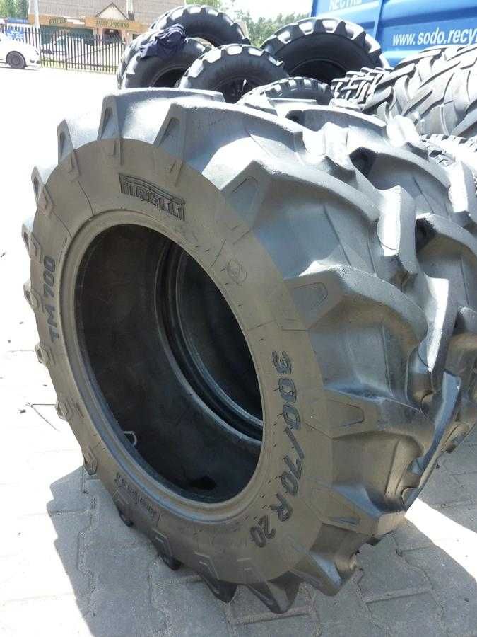2x Opona używana rolnicza 300/70R20 PIRELLI TM700 450zł(szt.) W3959