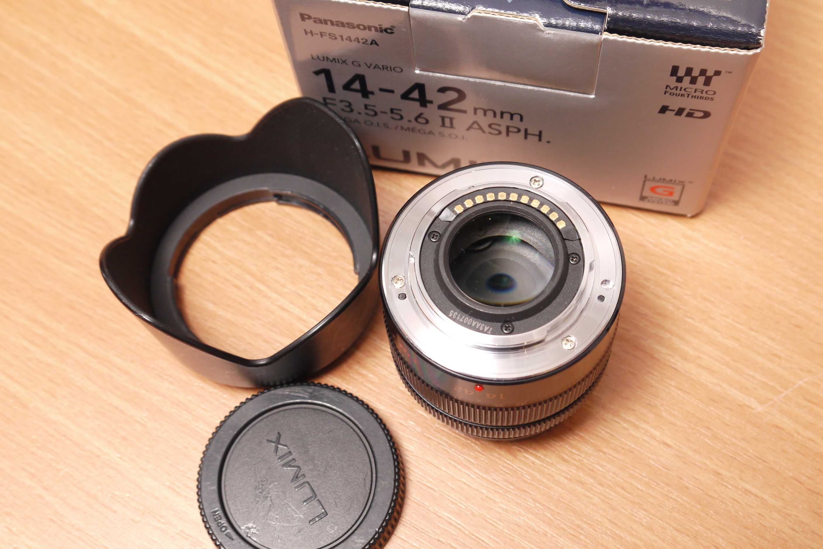 Lumix H-FS1442A F.5-5.6 II ASPH metalowy bagnet