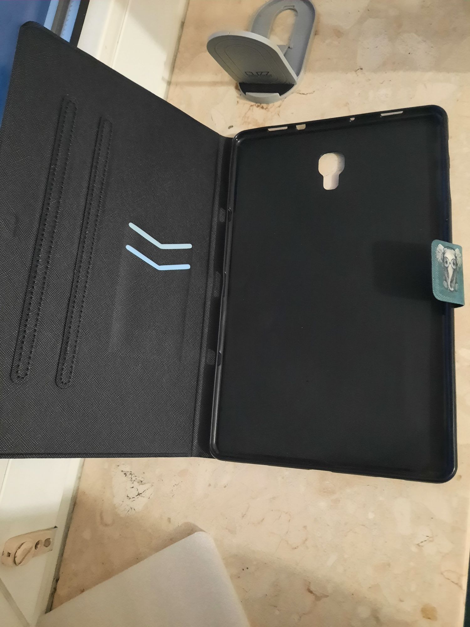 Etui na Samsung Galaxy tab 10.5 t590