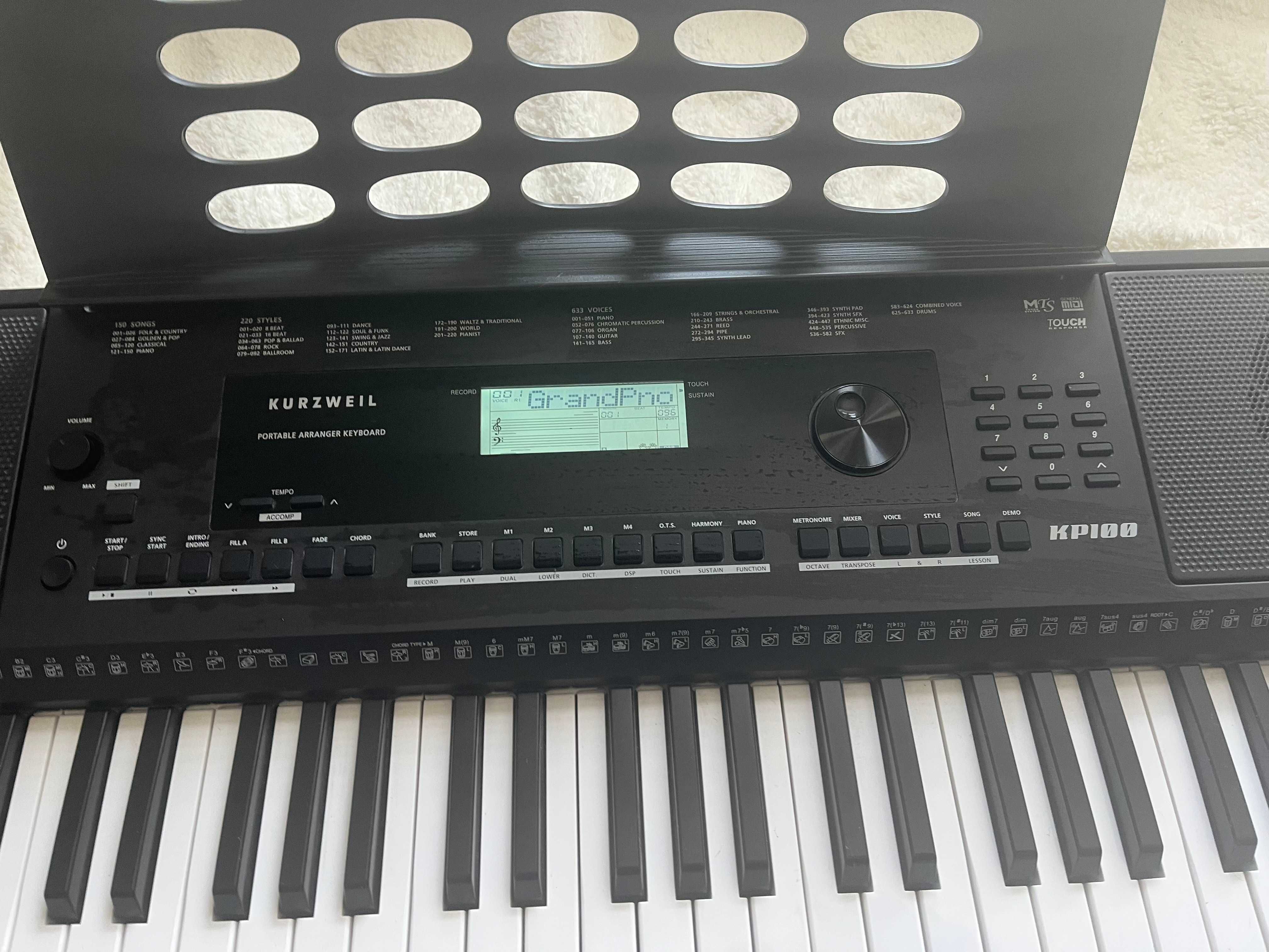 Keyboard KURZWEIL KP100 stan idealny
