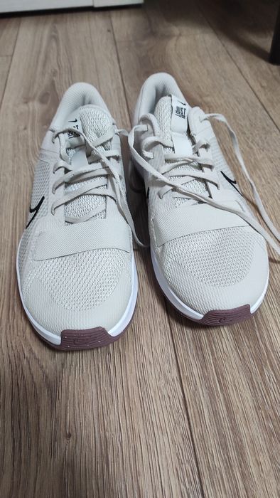 Кросівки жіночі 42 розмір Nike Mc Trainer 2 Women’S Workout Shoes Beig