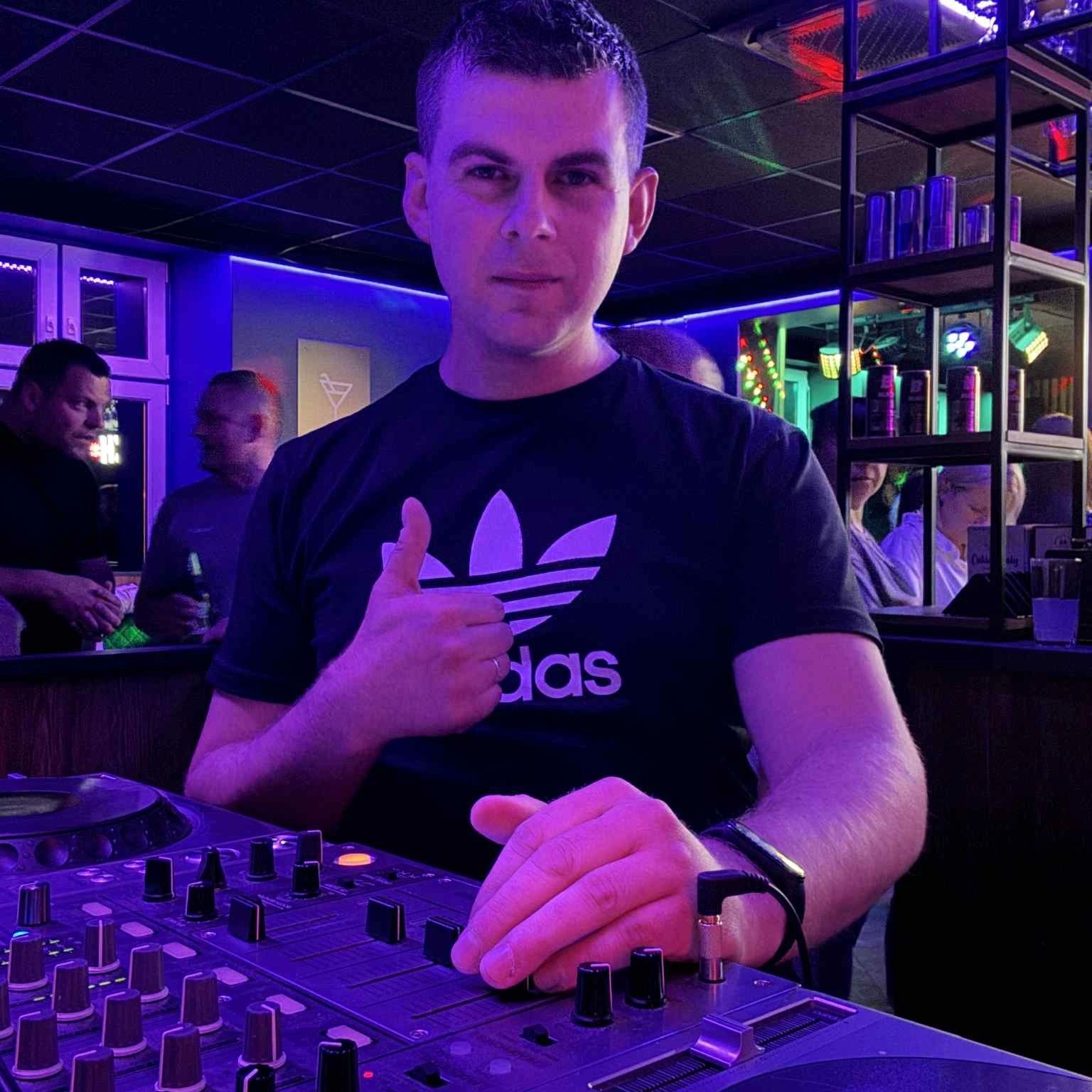 Dj Petrvs / Dj na każdą okazję
