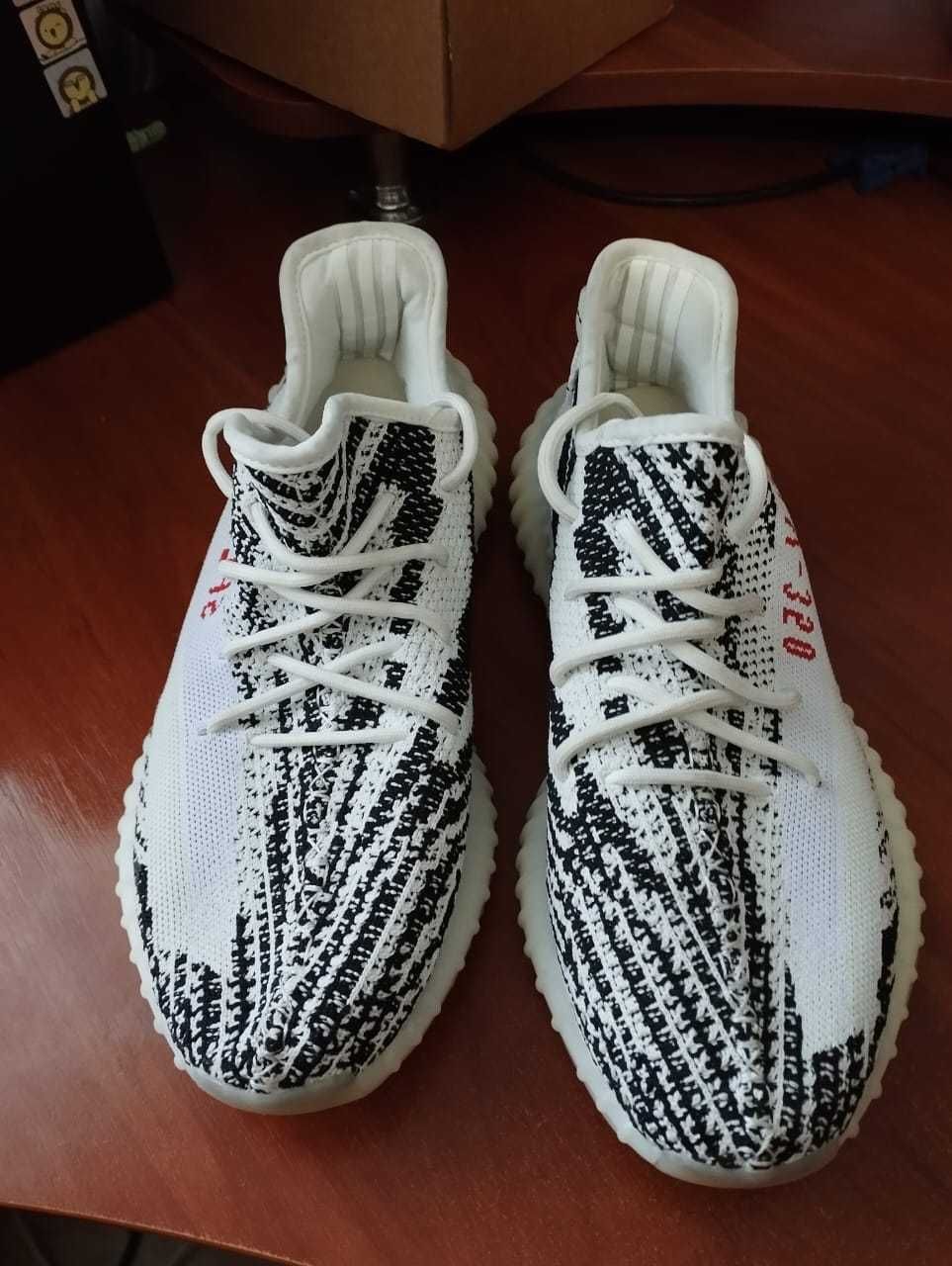 Кроссовки Adidas Yeezy boost 350