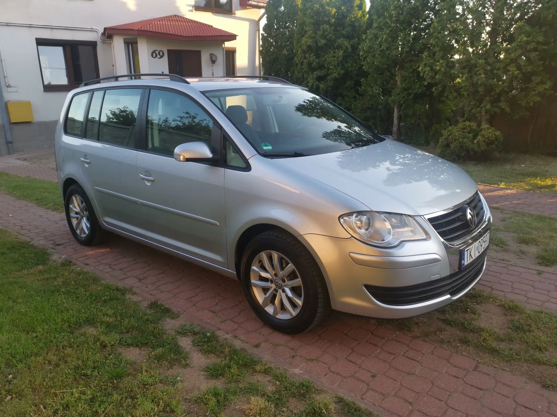 Volkswagen Touran 1.6_Mpi_Lpg_Stag_7_Osobowy