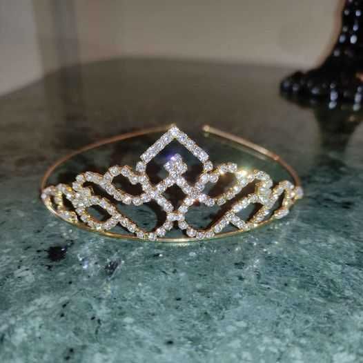 Tiara Coroa Dourada Brilhantes Noiva