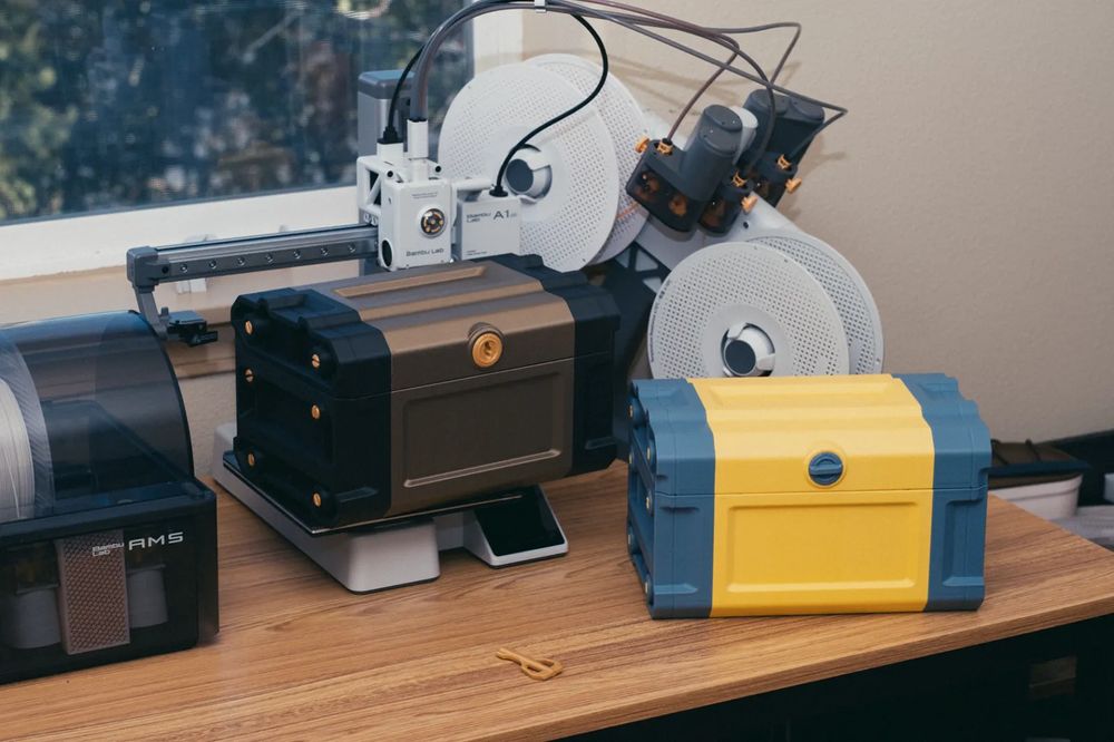 Caixa Estilo Sci-fi Mini Edition com Fecho