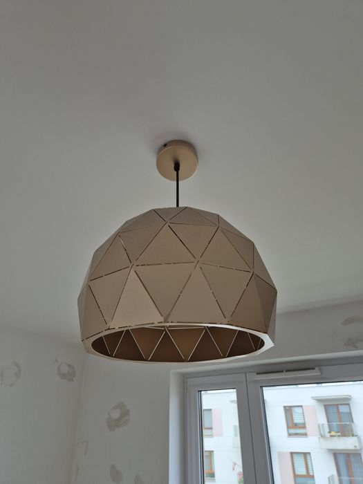 Lampa wisząca do pokoju od poniedziałku