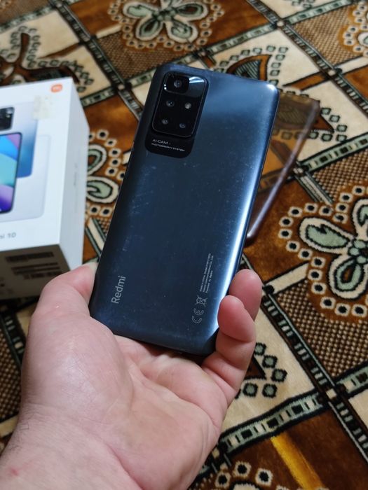 Xiaomi Redmi 10 .