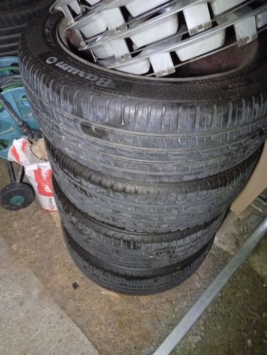 Oryginalne Felgi z oponami do BMW 16 cali