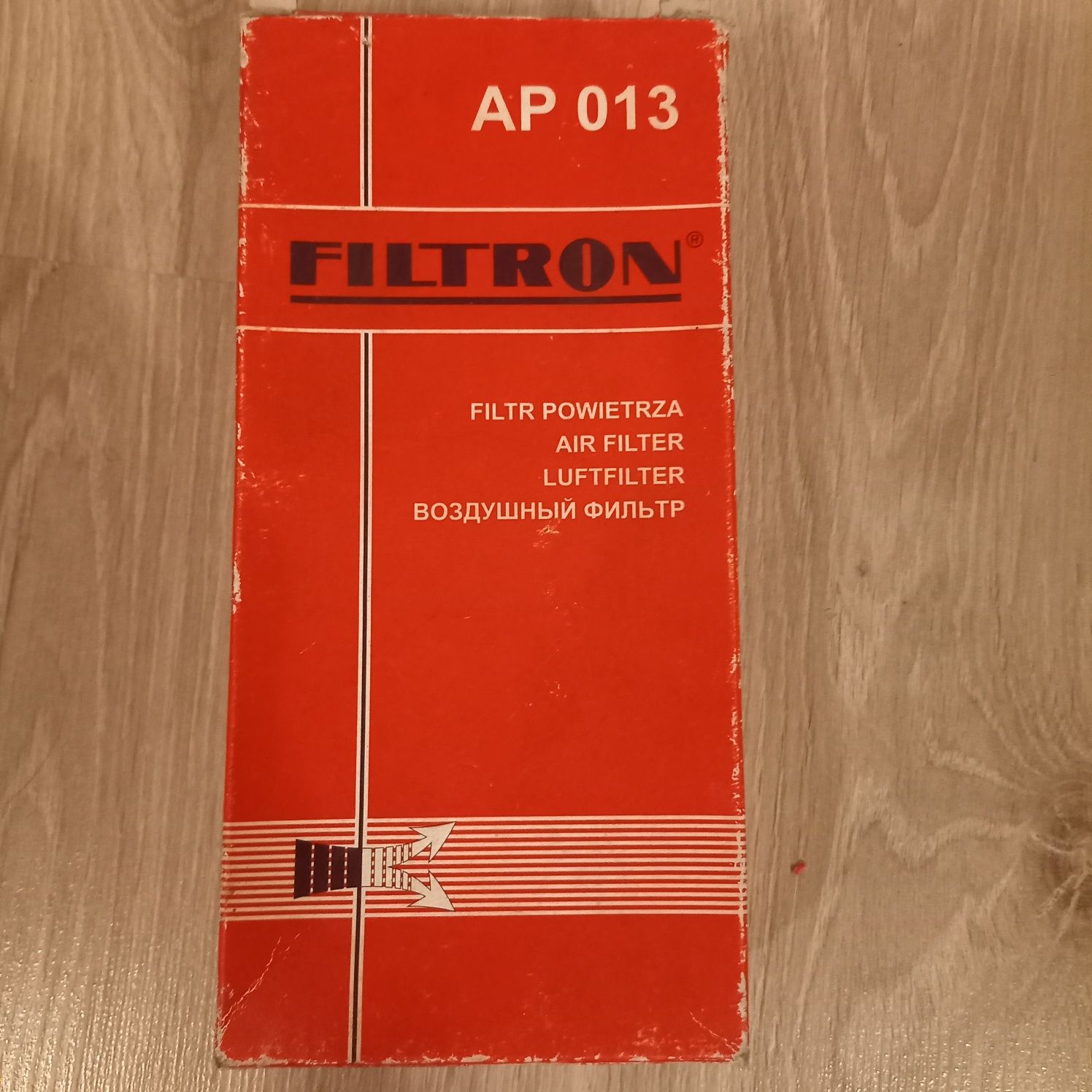 Filtr powietrza Filtron AP013 nowy