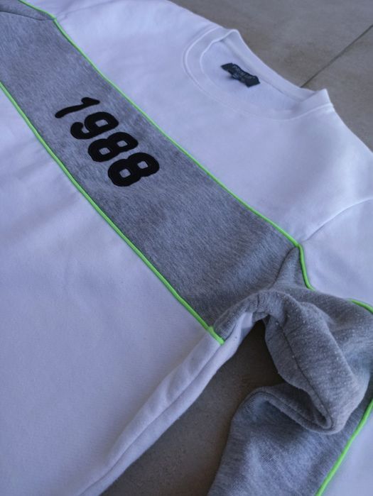 Primark oryginalna  biała bluza  rozmiar  XL, XXL  ,