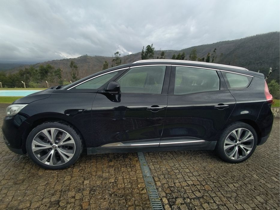 Renault Grand Scenic 1.6 DCI (7 lugares)